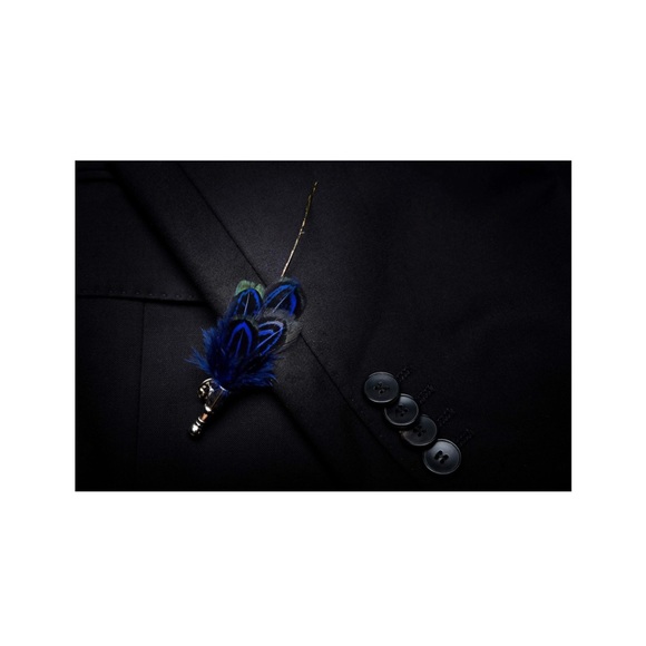 Men’s Handmade Faux Leather and Natural Feather Pre Tied Bow Tie and Lapel Set - Picture 3 of 3